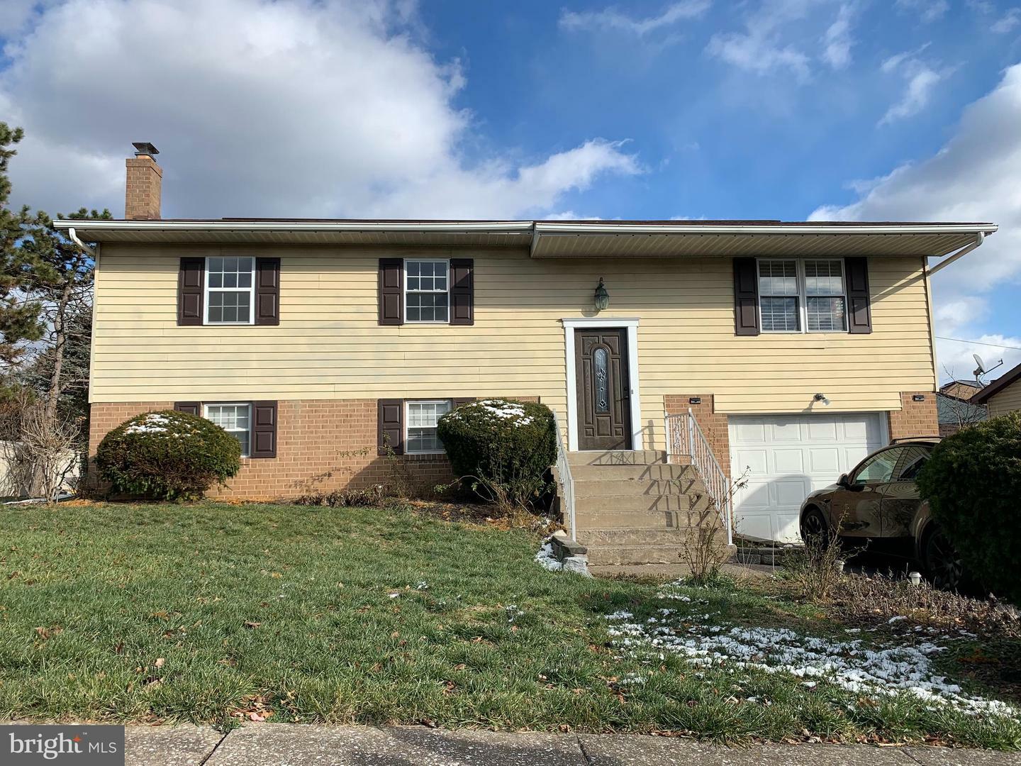 Property Photo:  613 Frances Drive  PA 17109 