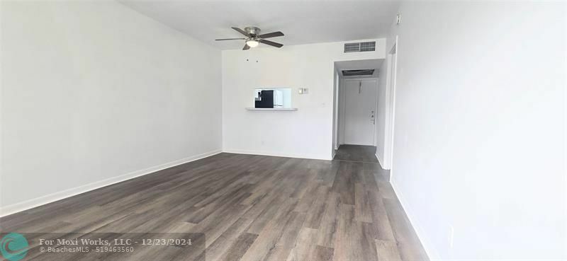 Property Photo:  5041 W Oakland Park Blvd 105  FL 33313 