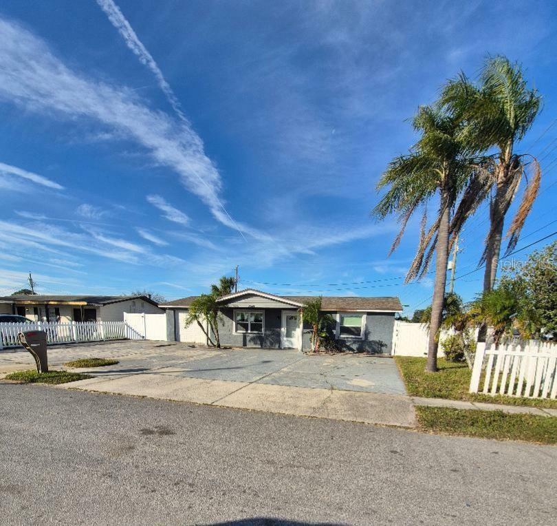 Property Photo:  3445 Bedford Street  FL 34690 