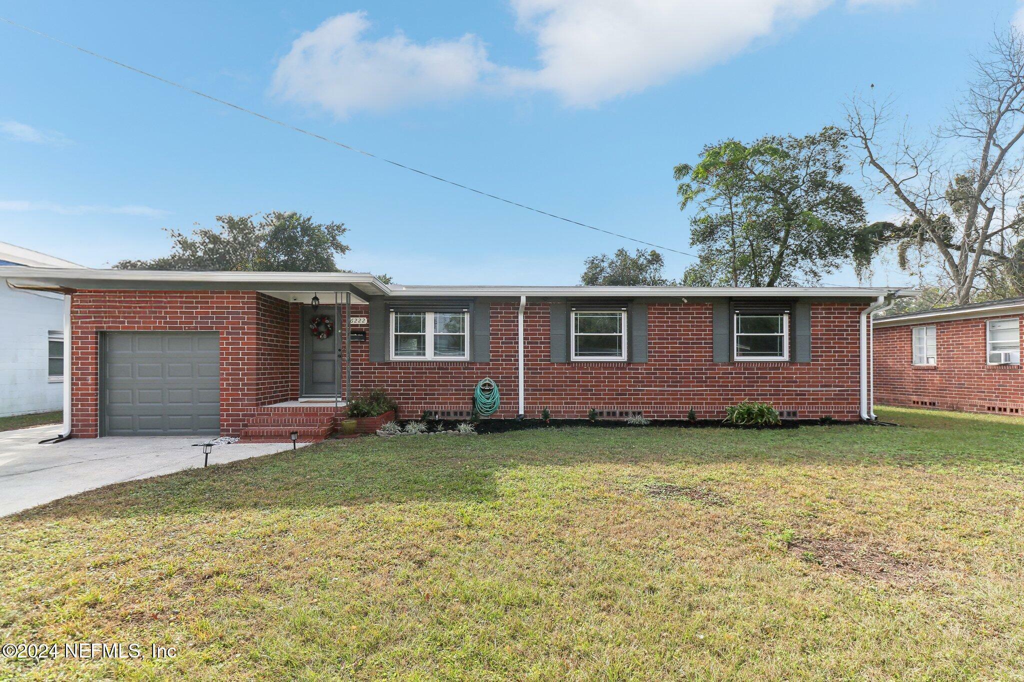 Property Photo:  6222 Pine Cove Lane  FL 32211 