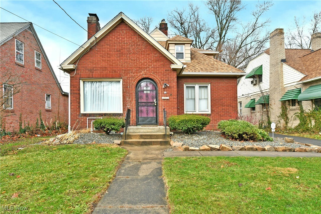 Property Photo:  26 Vermont Avenue  OH 44512 