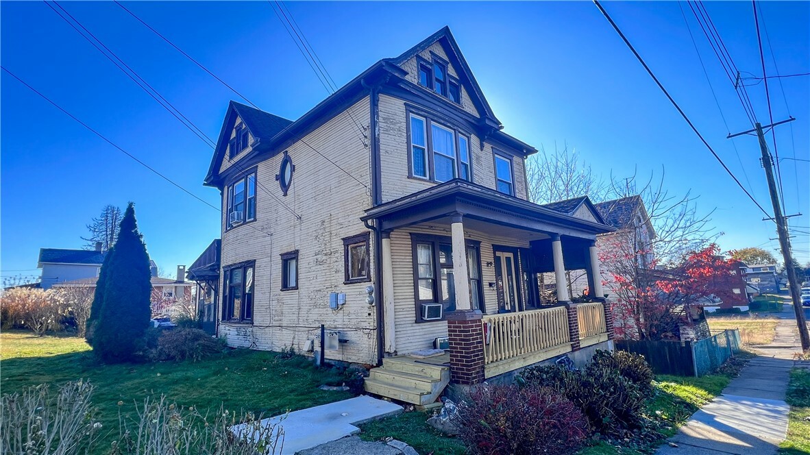 Property Photo:  3612 Woodland St  PA 15132 