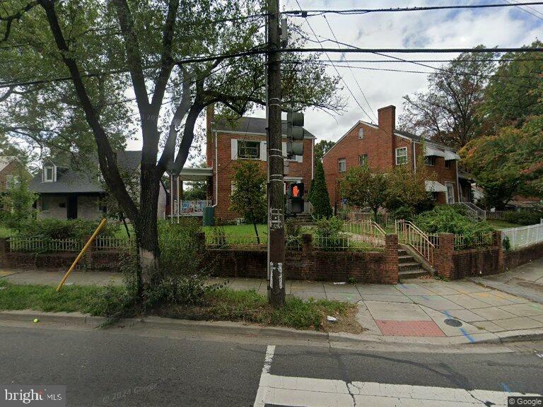 Property Photo:  2428 S Dakota Avenue NE  DC 20018 