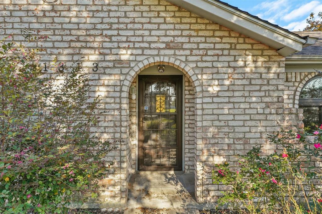 Property Photo:  1313 Lynwood Road  TX 77373 