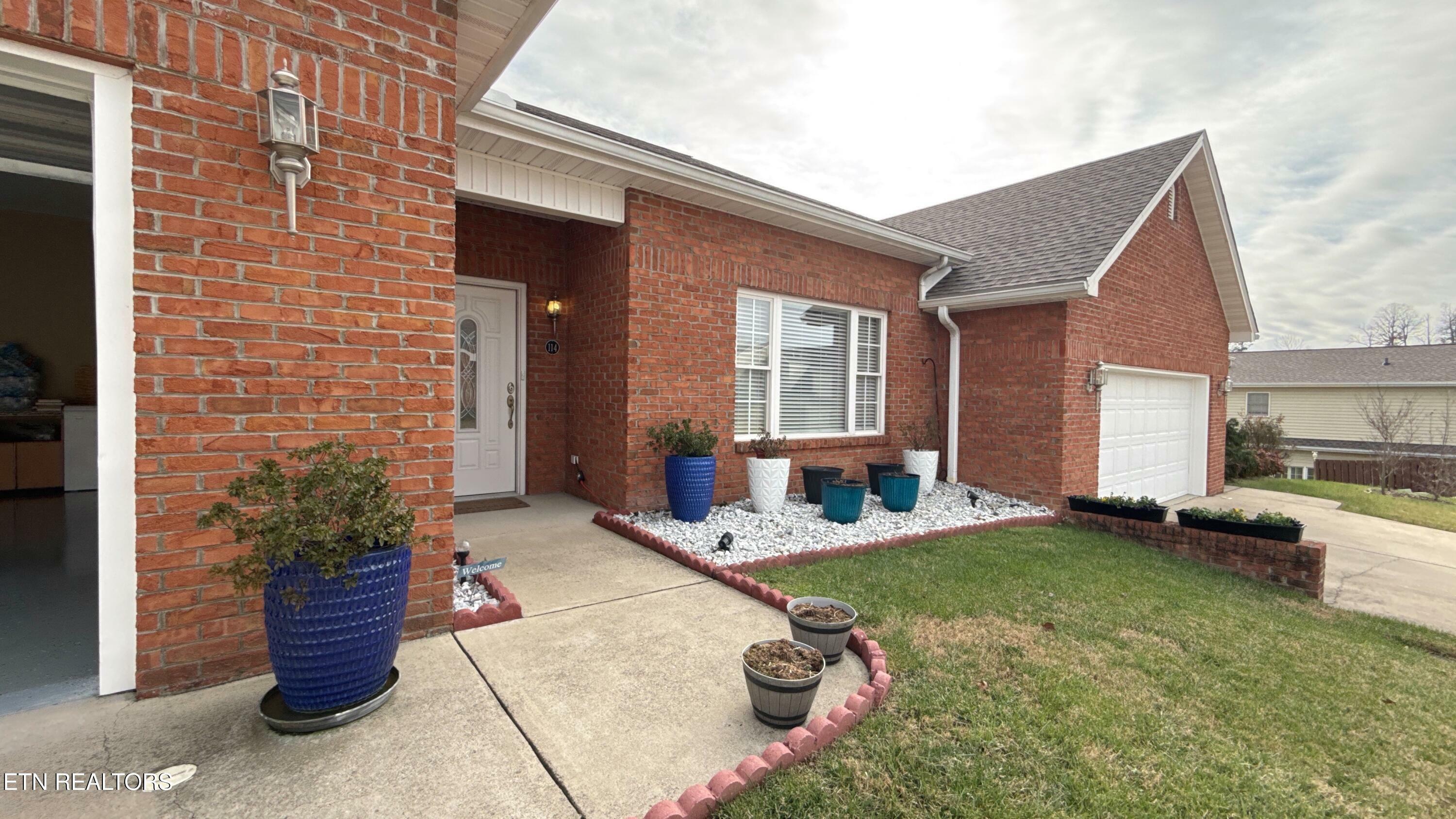 Property Photo: 114 Southridge Dr TN 37743