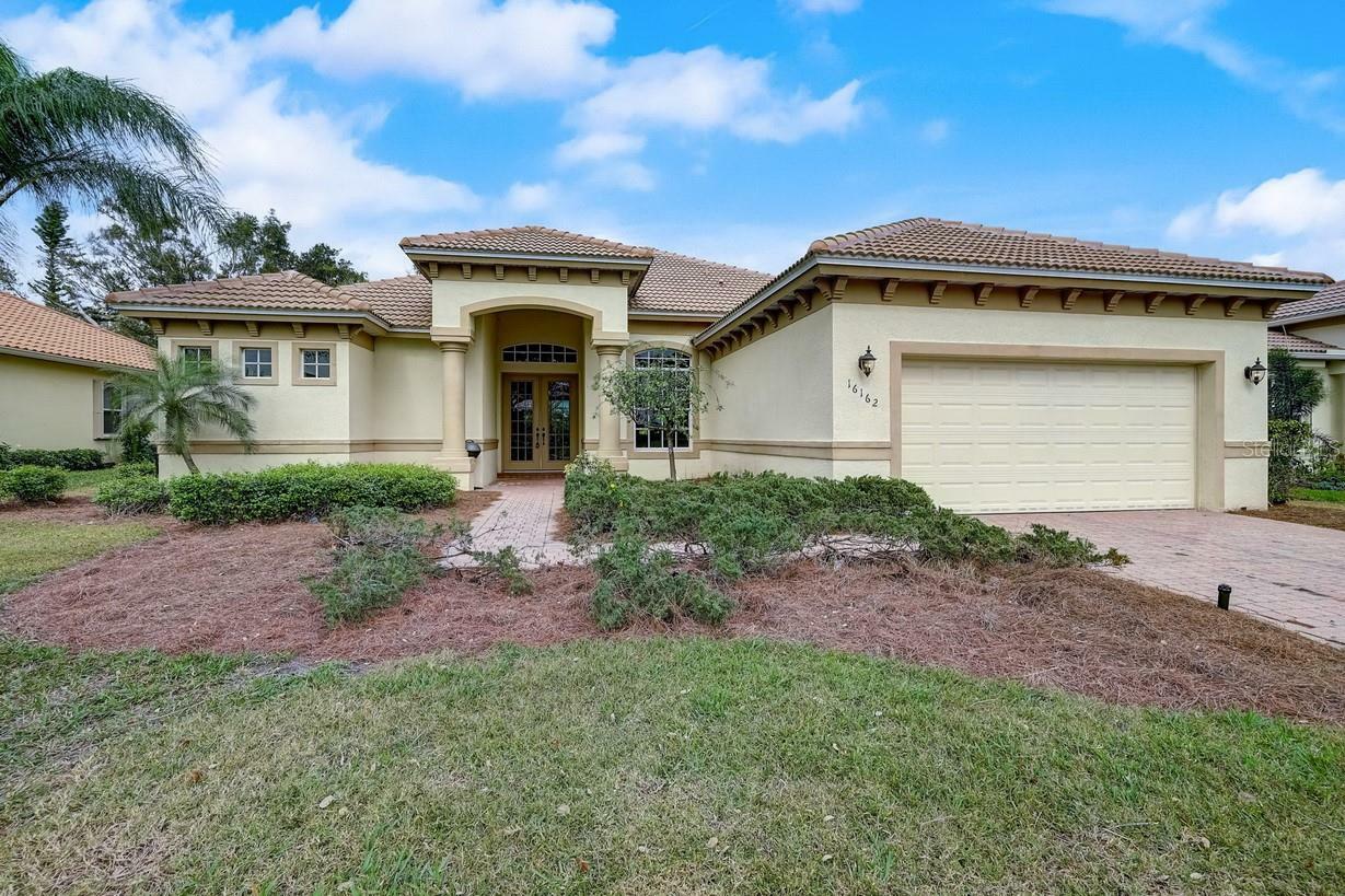 Property Photo:  16162 Coco Hammock Way  FL 33908 