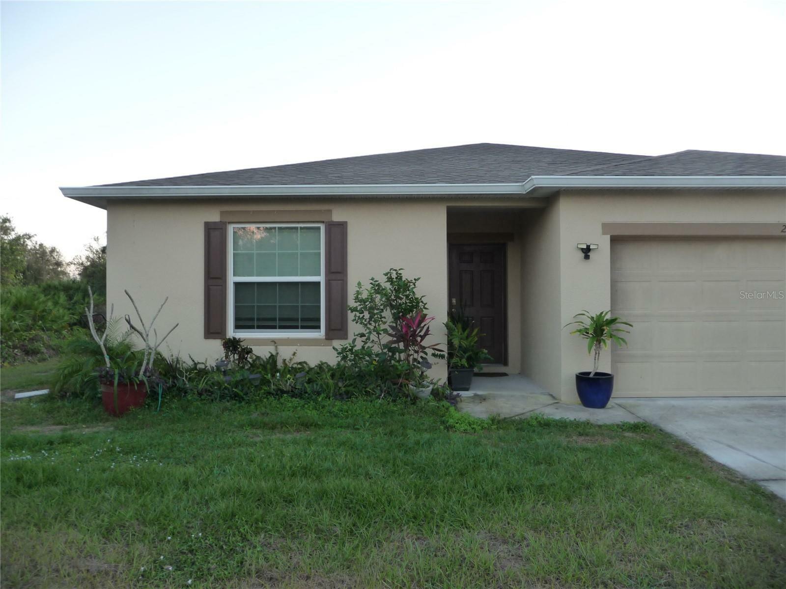 Property Photo:  22507 Provance Avenue  FL 33954 