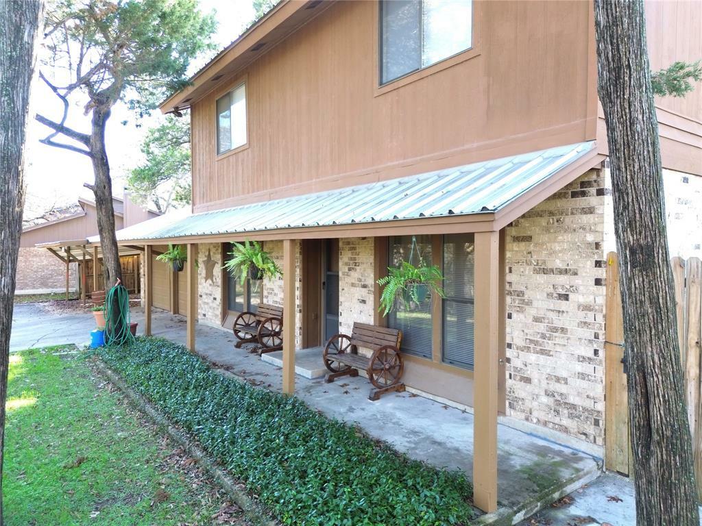 Property Photo:  1007 Bow Creek Drive  TX 75116 