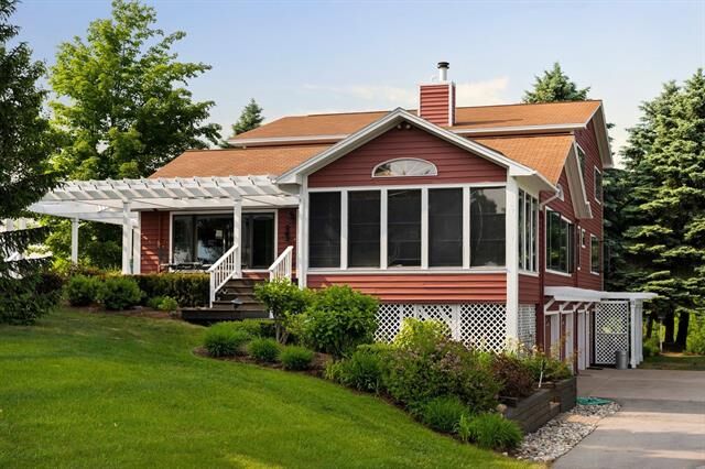 Property Photo:  10343 E Hilltop Road  MI 49682 