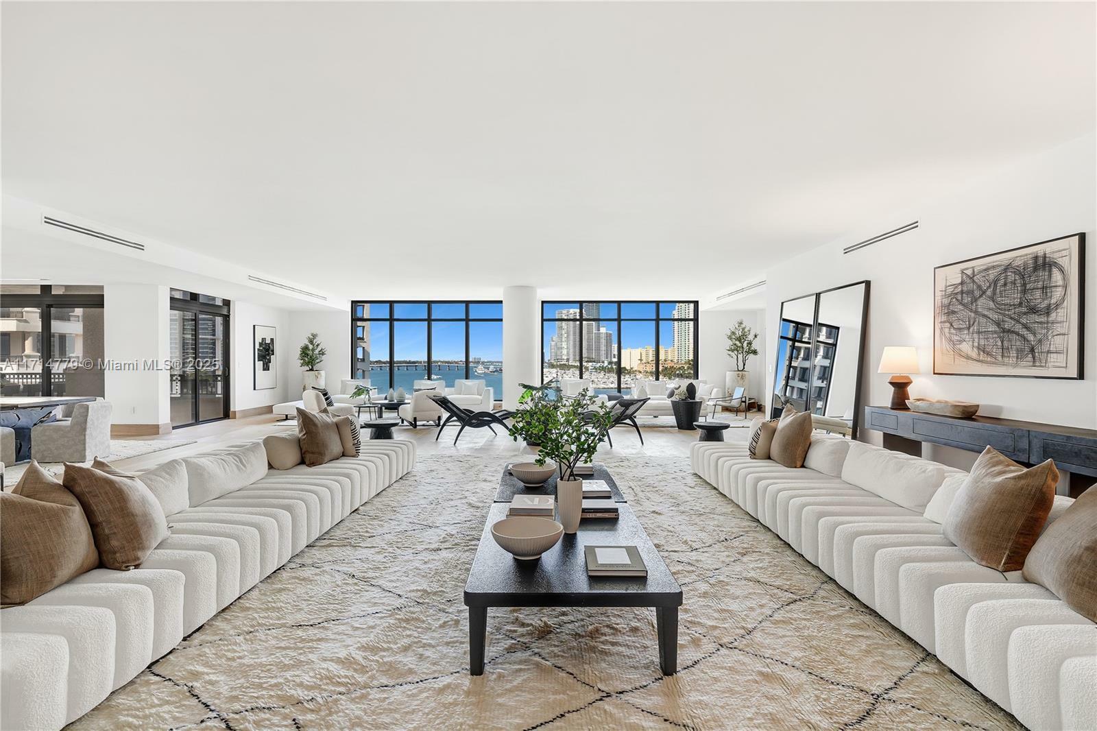 Property Photo:  7061 Fisher Island Dr 7061  FL 33109 