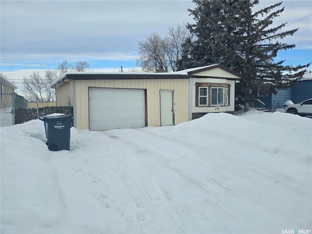 618 Little Quill Avenue E  Wynyard SK S0A 4T0 photo