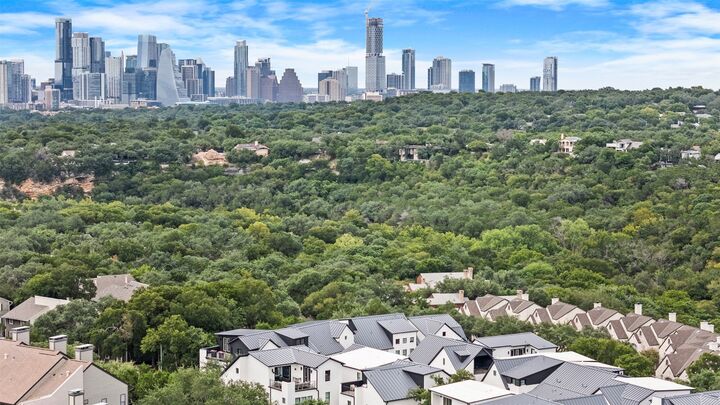 1719 Spyglass Drive 1  Austin TX 78746 photo