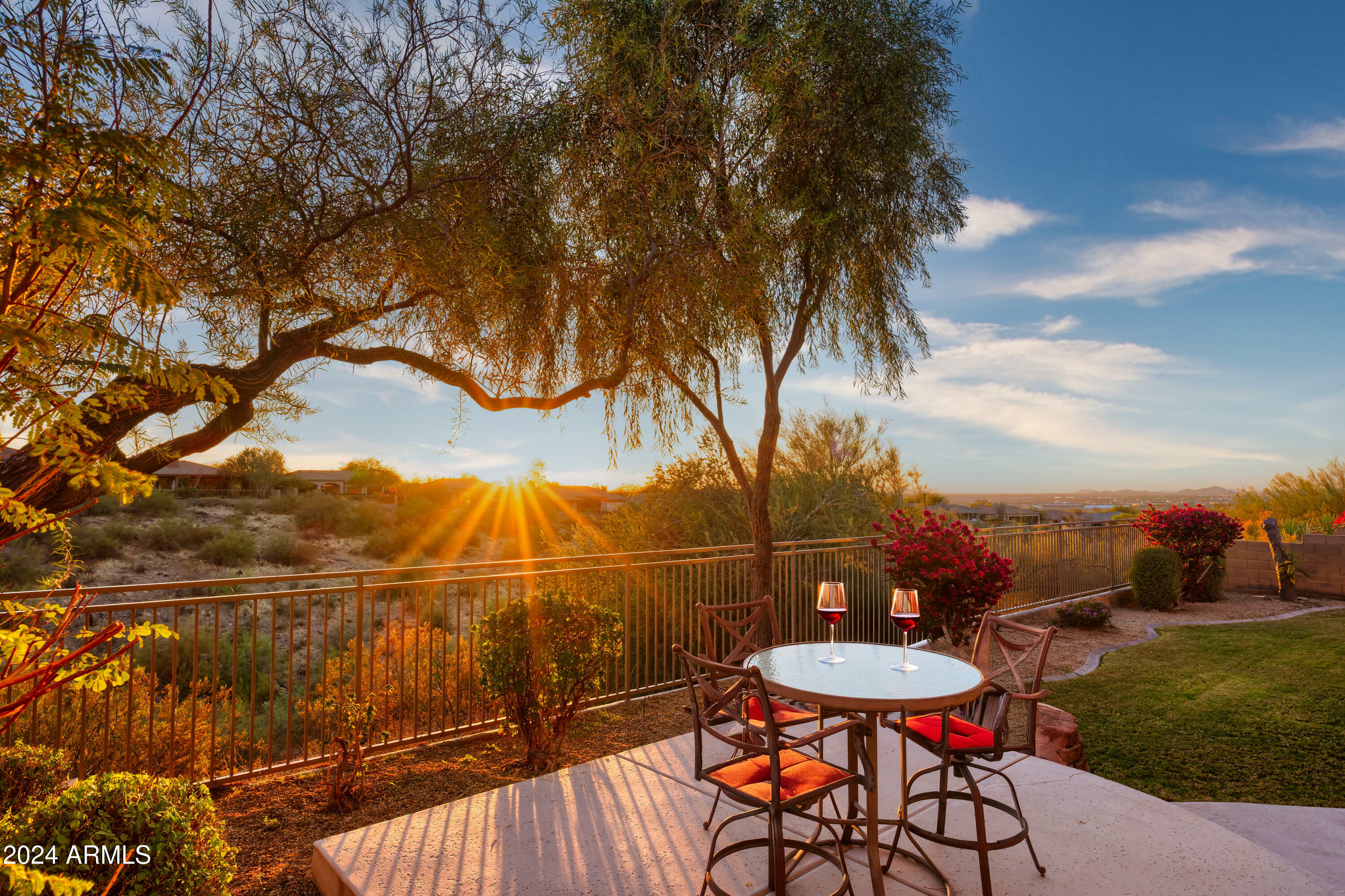 Property Photo: 11157 E Greenway Road AZ 85255