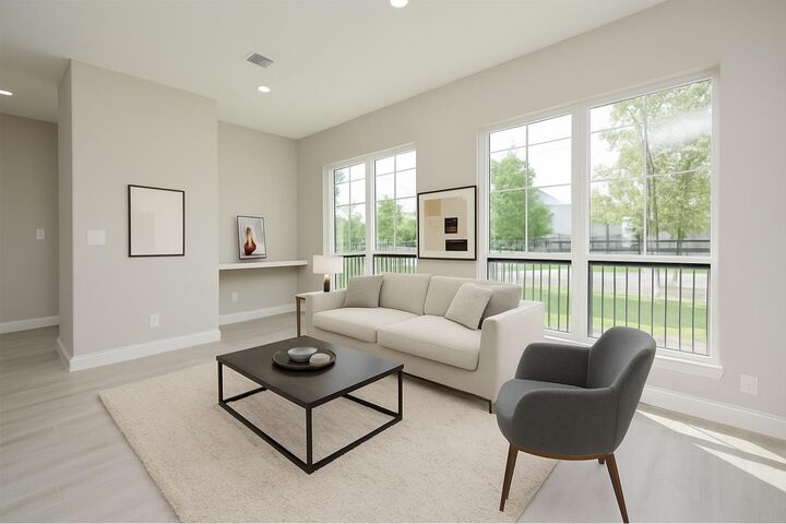 Property Photo:  147 S 66 Street  TX 77011 