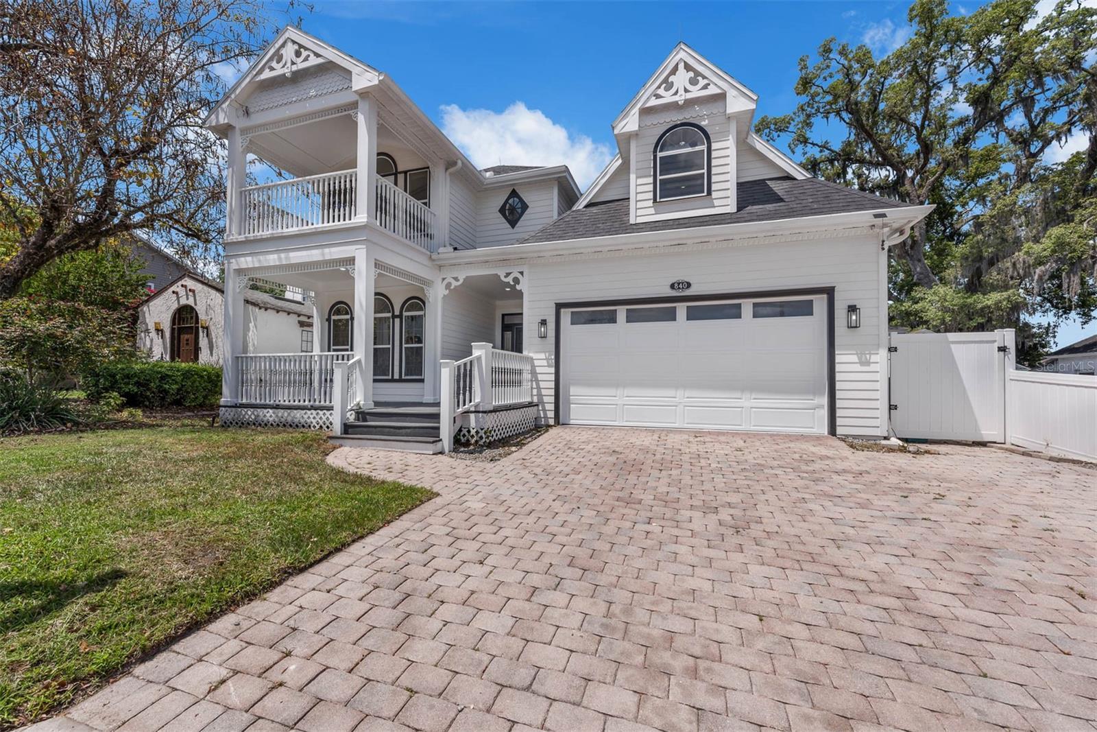 Property Photo: 840 Kenilworth Terrace FL 32803