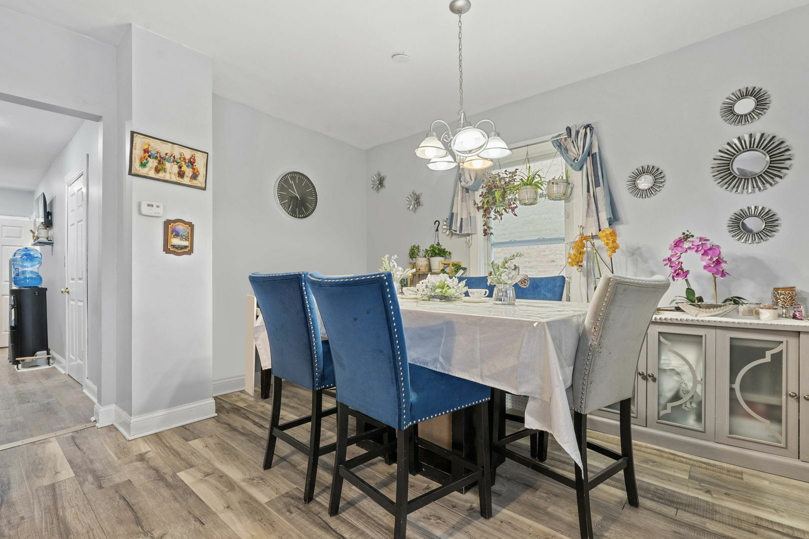 Property Photo: 1717 N Ridgeway Avenue IL 60647