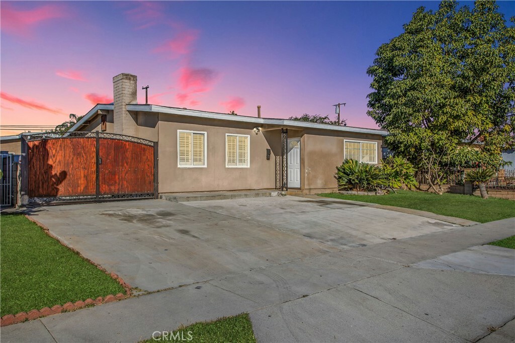 Property Photo:  425 Willow Avenue  CA 91746 