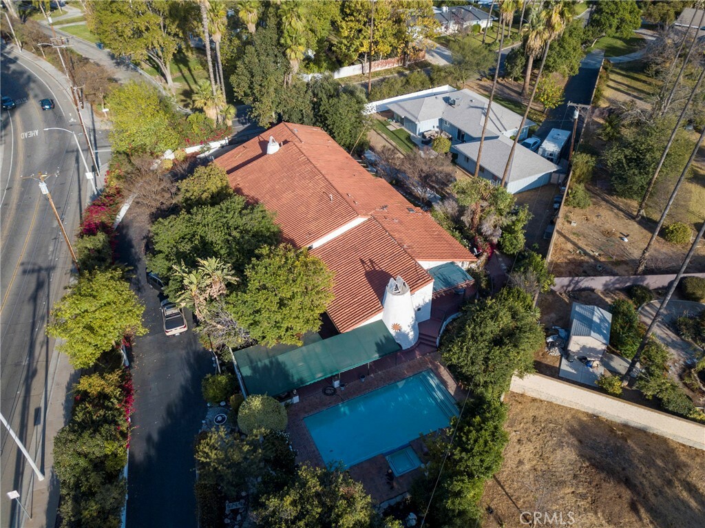 Property Photo:  5188 Victoria Avenue  CA 92506 