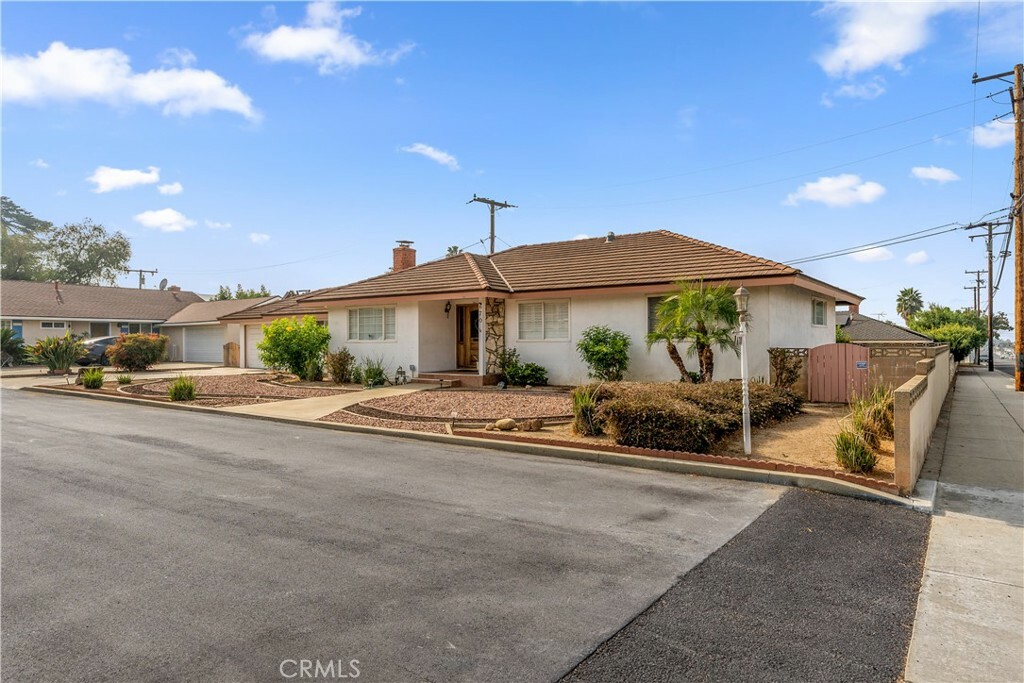 Property Photo:  670 E Rowland Street  CA 91723 