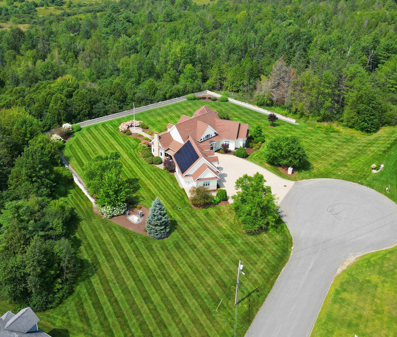 Property Photo: 86 Peruvian Way ME 04401