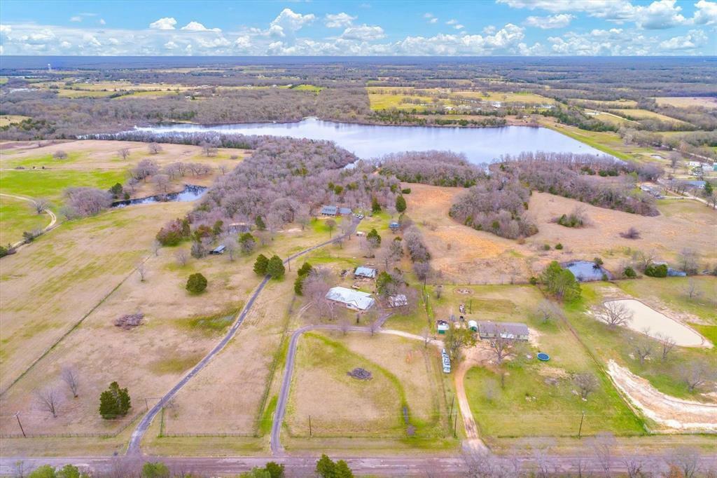 Property Photo:  920 Vz County Road 3504  TX 75169 