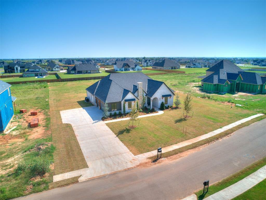 Property Photo: 2220 NW 227th Street OK 73025