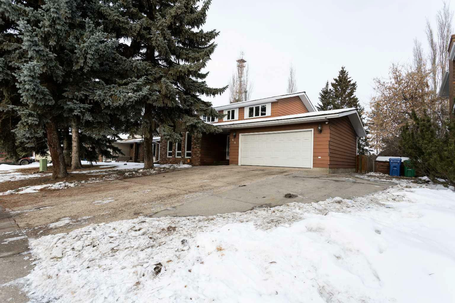 44 Hill Crescent  Red Deer AB T4N 6G4 photo