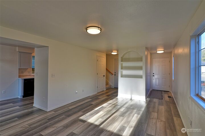 Property Photo: 6406 79th Place NE WA 98270