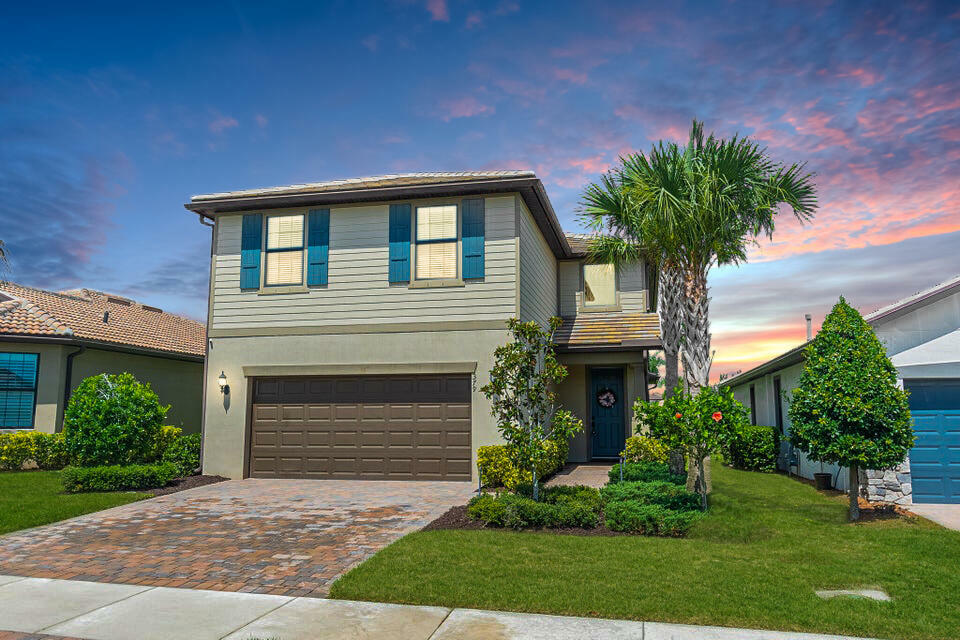 379 SE Courances Drive  Port Saint Lucie FL 34984 photo