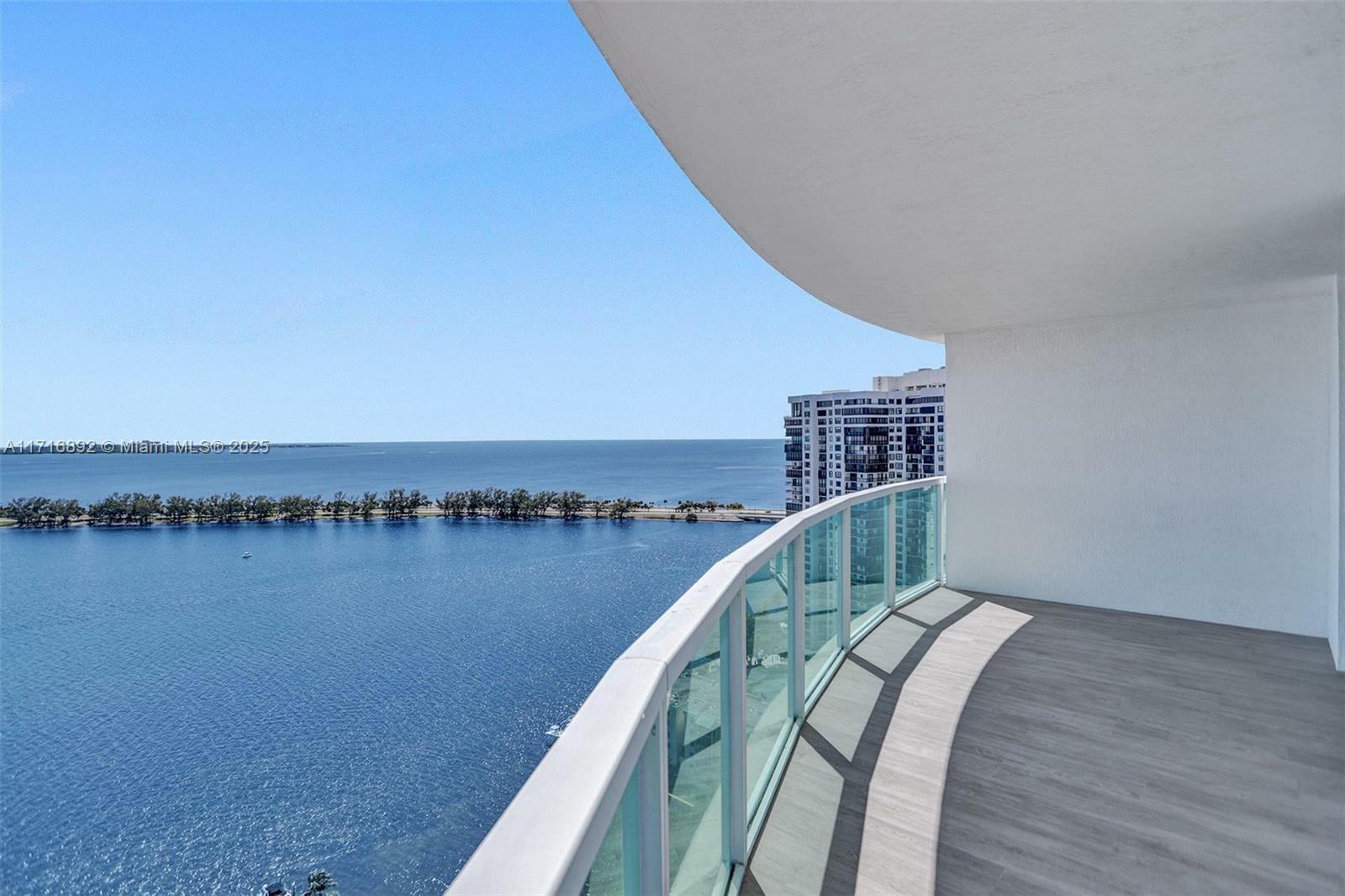 Property Photo:  2101 Brickell Ave 2506  FL 33129 