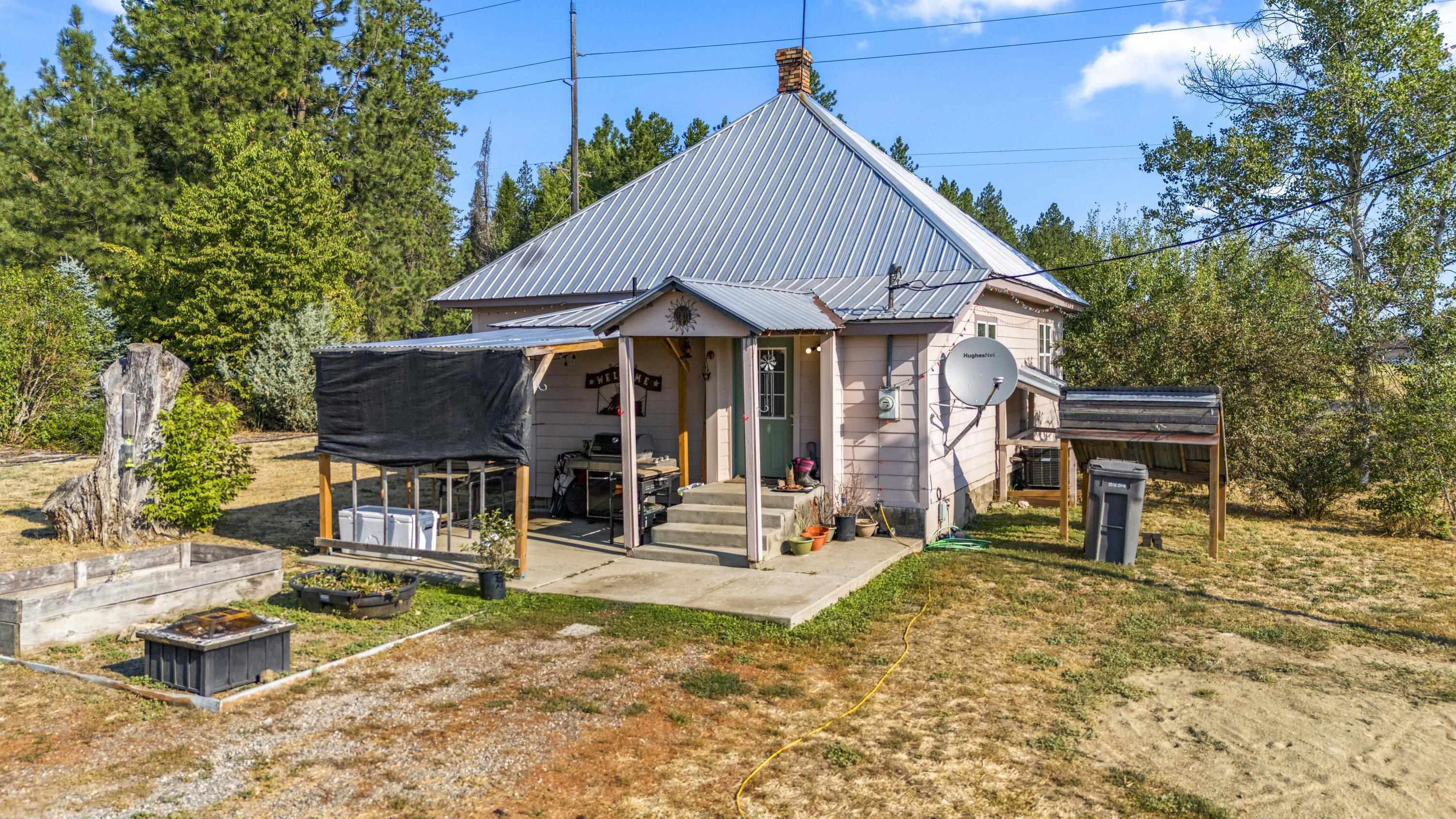 Property Photo:  5125 W Burroughs Rd  WA 99006 