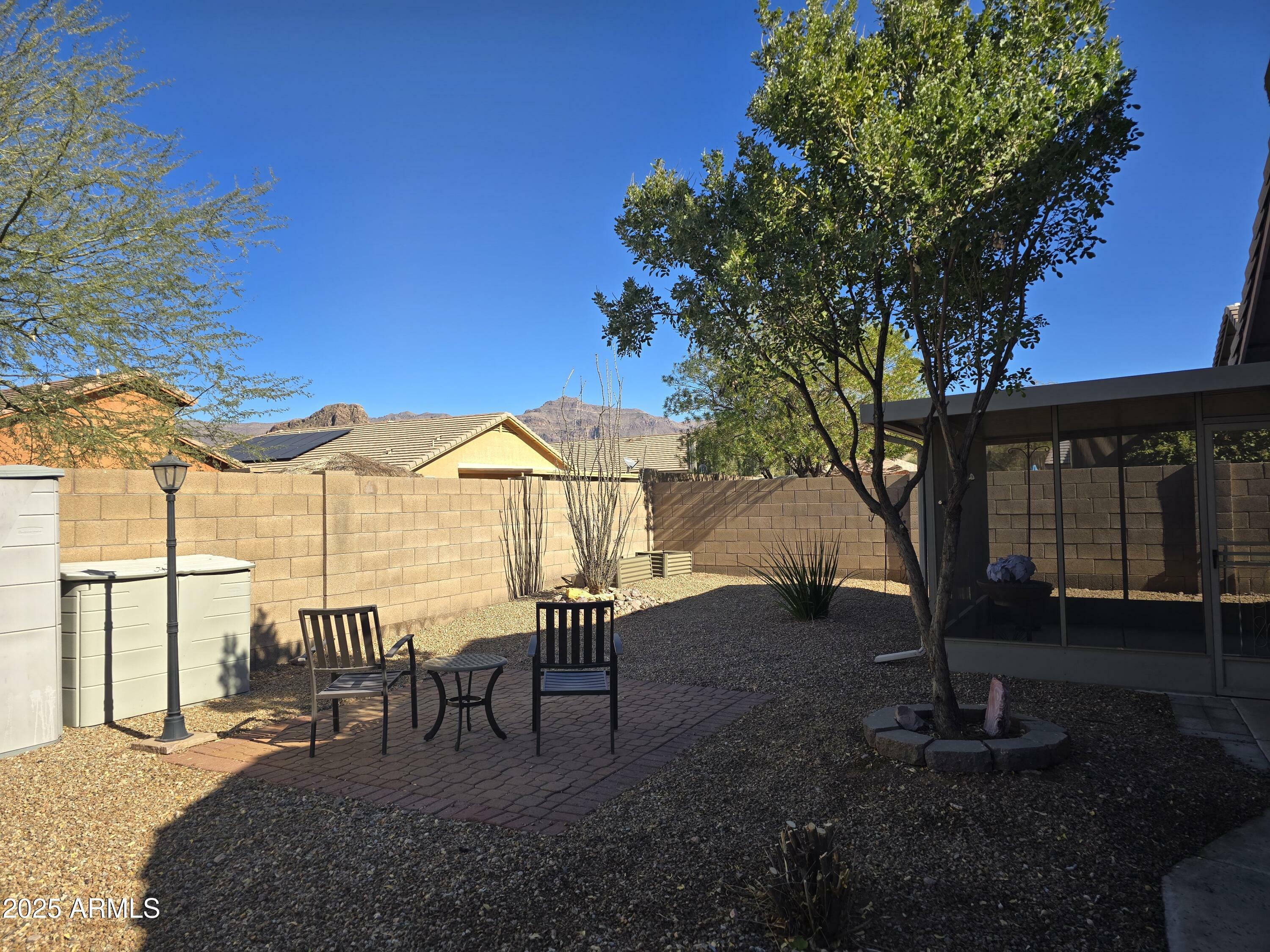 Property Photo: 8944 E Red Mountain Lane AZ 85118