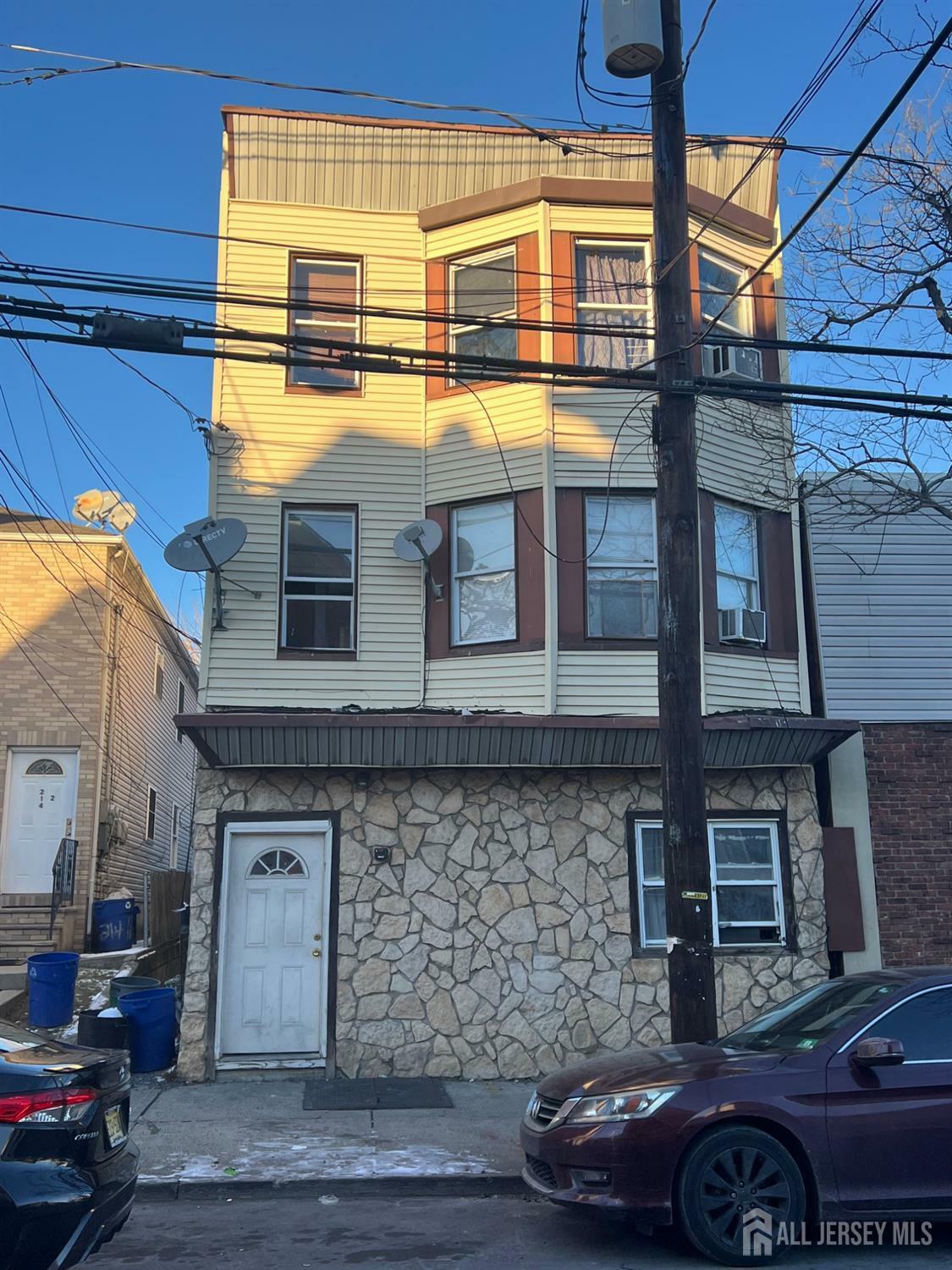 Property Photo:  212 Hall Avenue  NJ 08861 