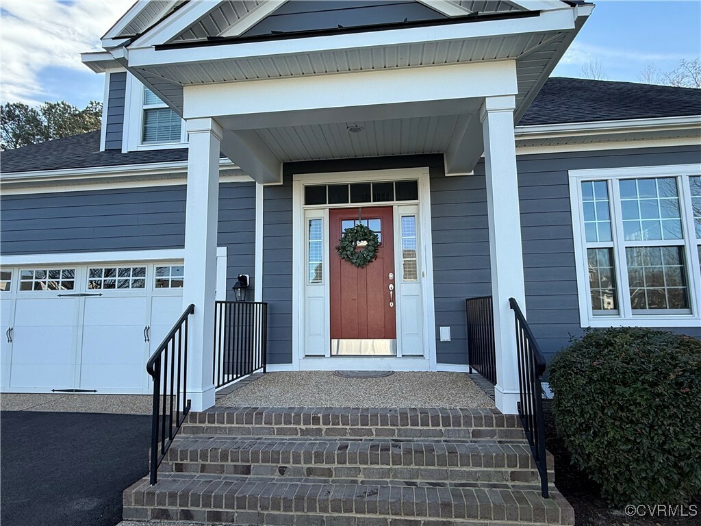 Property Photo:  7017 Benhall Circle  VA 23059 