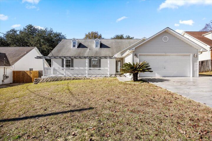 Property Photo:  439 Northview Lane  FL 32536 