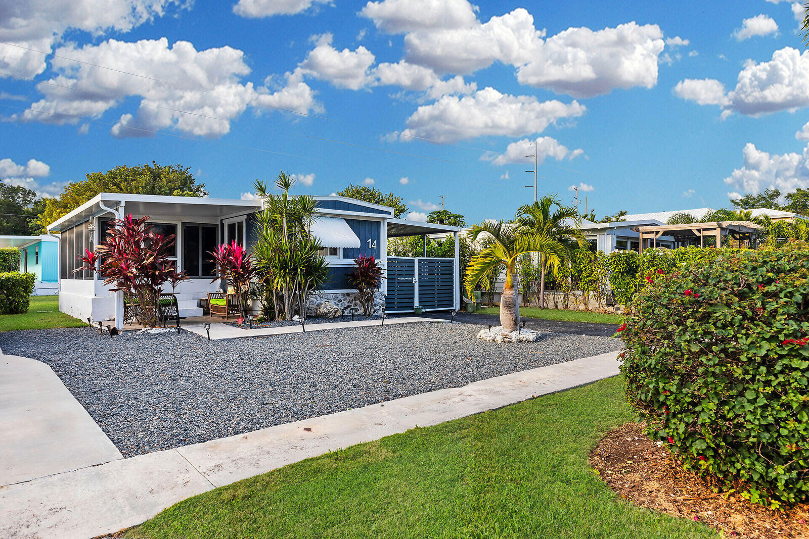 Property Photo:  14 Gayton Place  FL 33037 