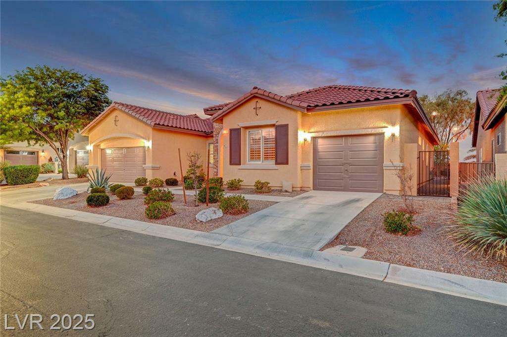 Property Photo: 10290 Hawks Wing Street NV 89178