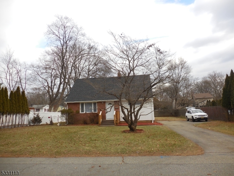 Property Photo:  145 Marion Ct  NJ 07442 