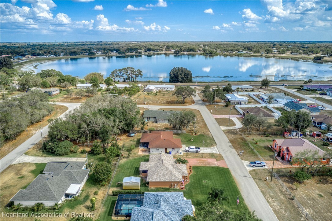 Property Photo:  2752 N Farnum Road  FL 33825 