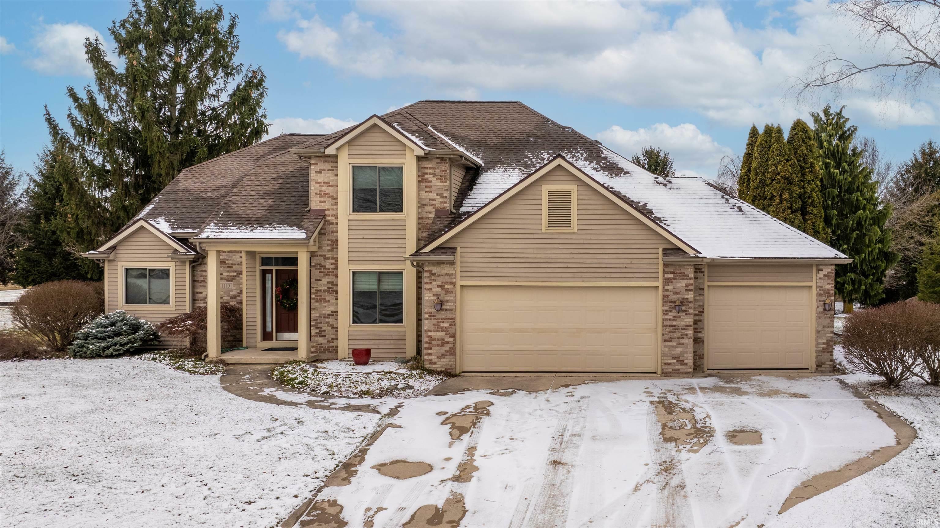 Property Photo: 1119 Essex Drive IN 46706