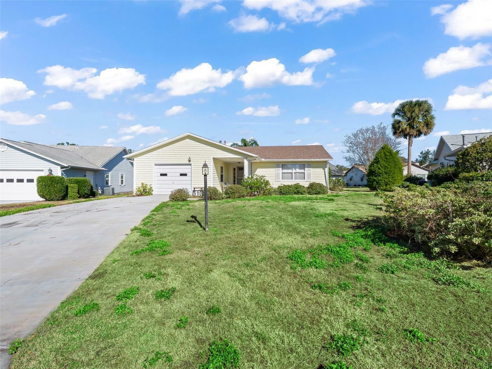 Property Photo:  510 Galloway Court  FL 34788 