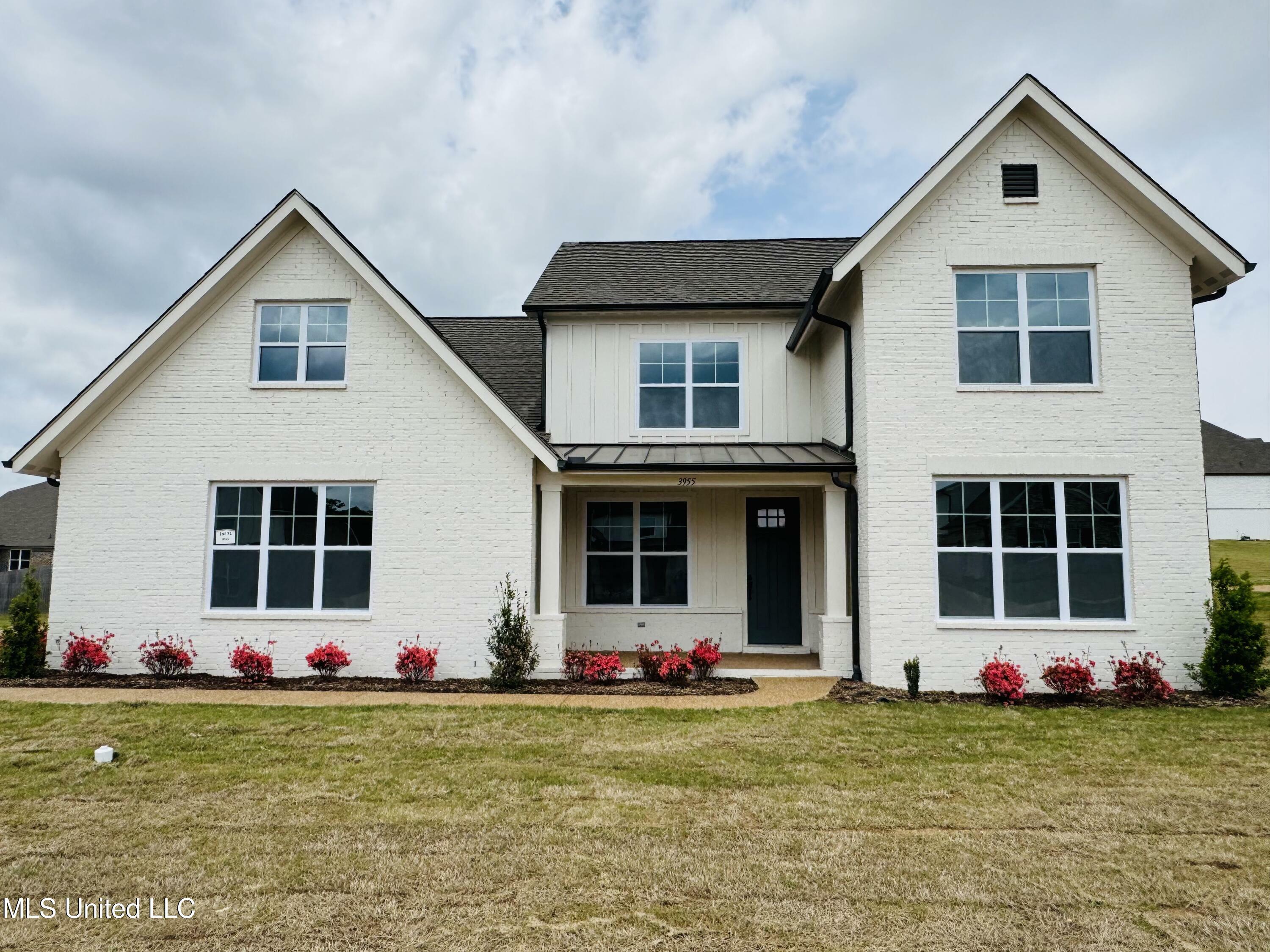 Property Photo: 3955 McElroy Farms Drive MS 38654