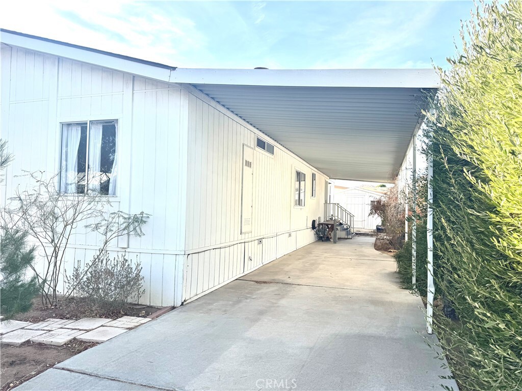 Property Photo: 20843 Waalew Rd 12 CA 92307