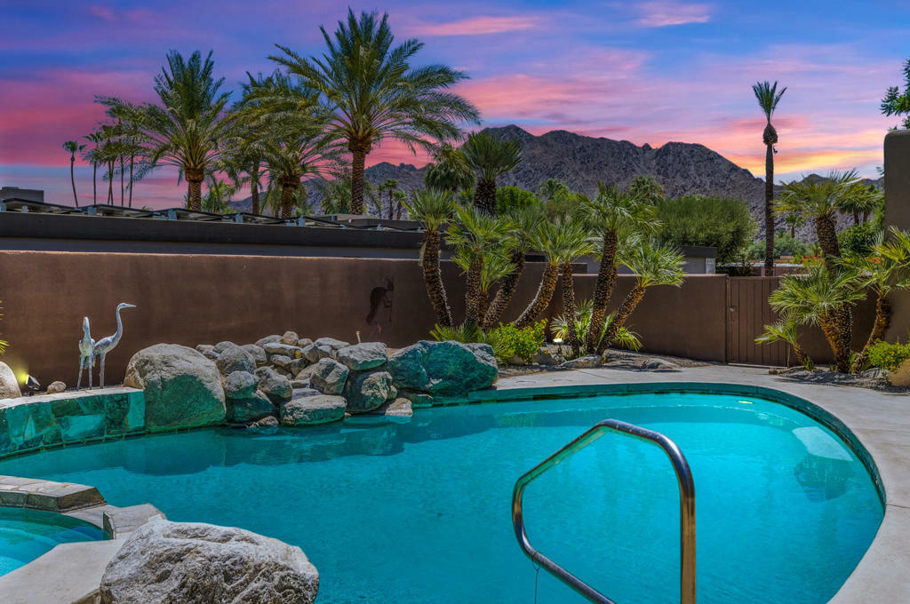 Property Photo: 75840 Altamira Drive CA 92210
