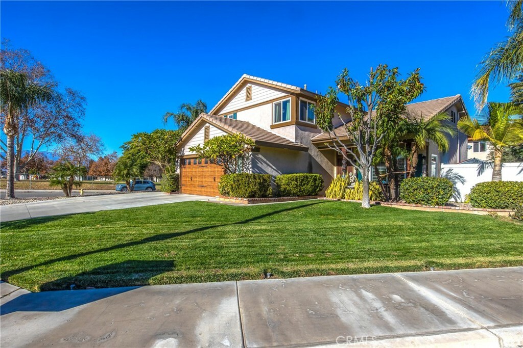 Property Photo: 2143 Hernandez Court CA 92324