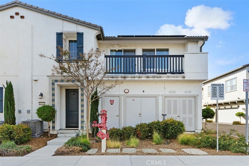 Property Photo:  7078 Vernazza Place  CA 92880 