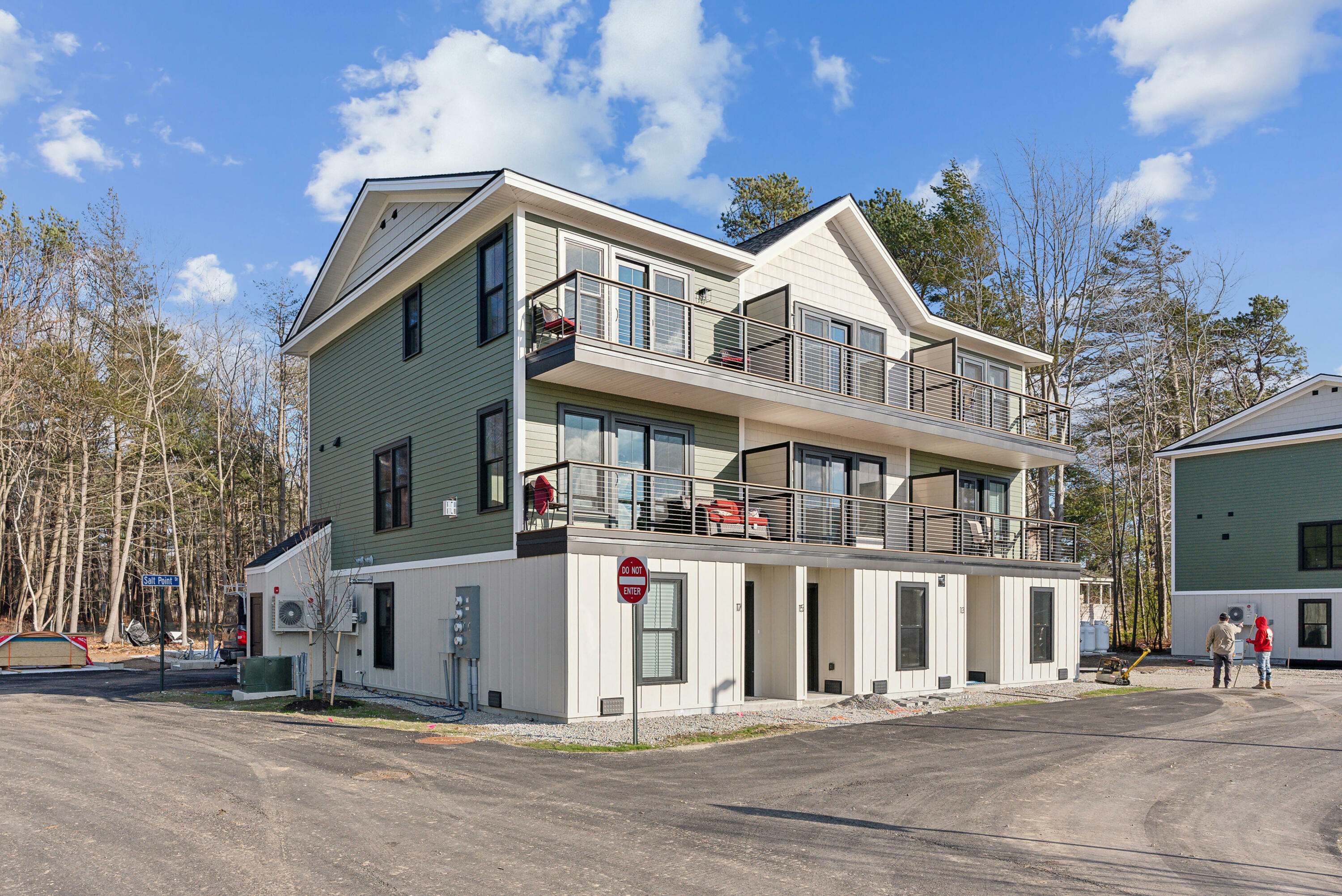 Property Photo:  15 Salt Point Drive 11  ME 04064 