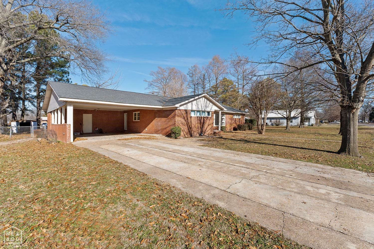 Property Photo:  400 2nd Street  AR 72426 