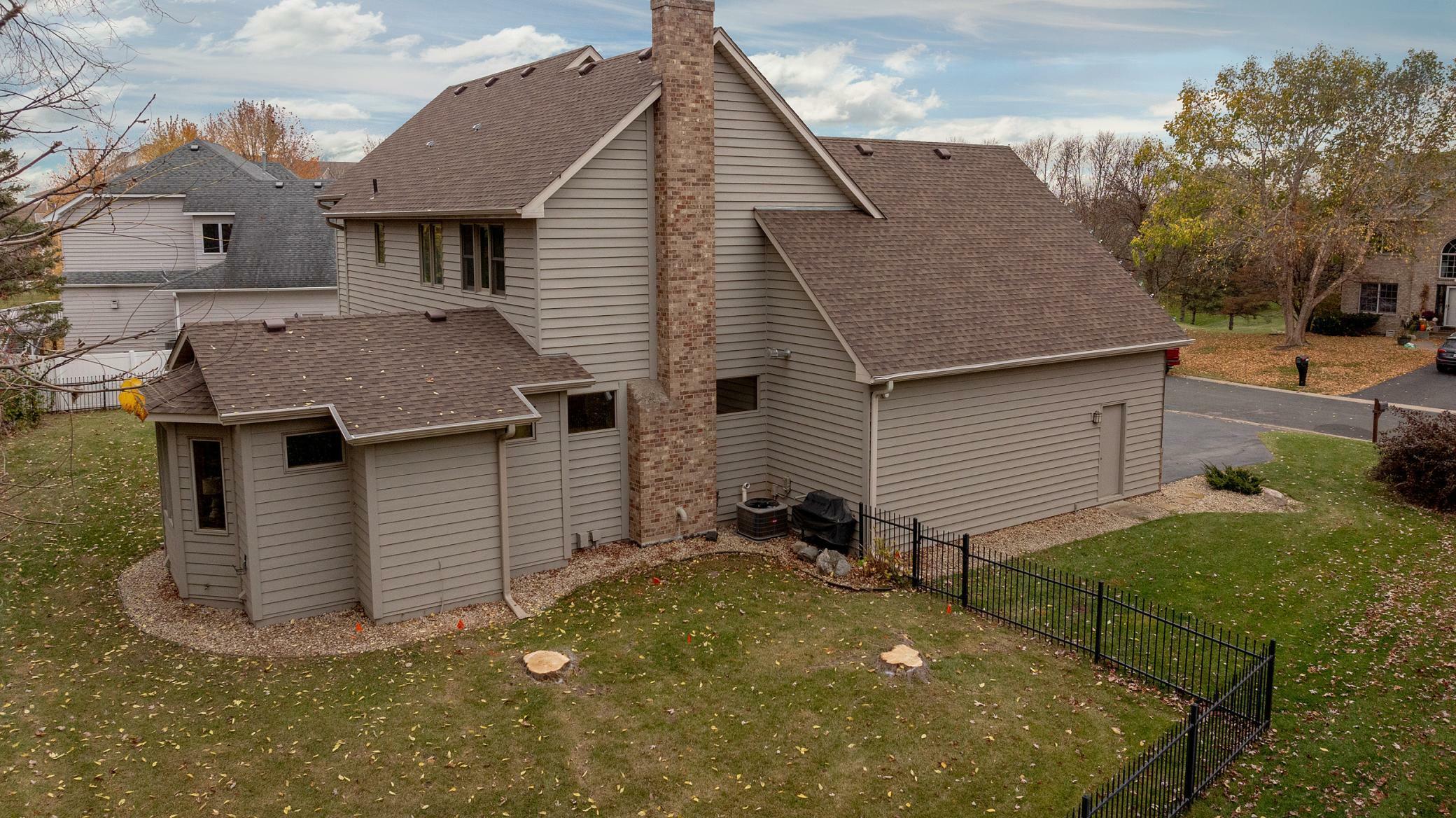 Property Photo:  9949 Lee Drive  MN 55347 