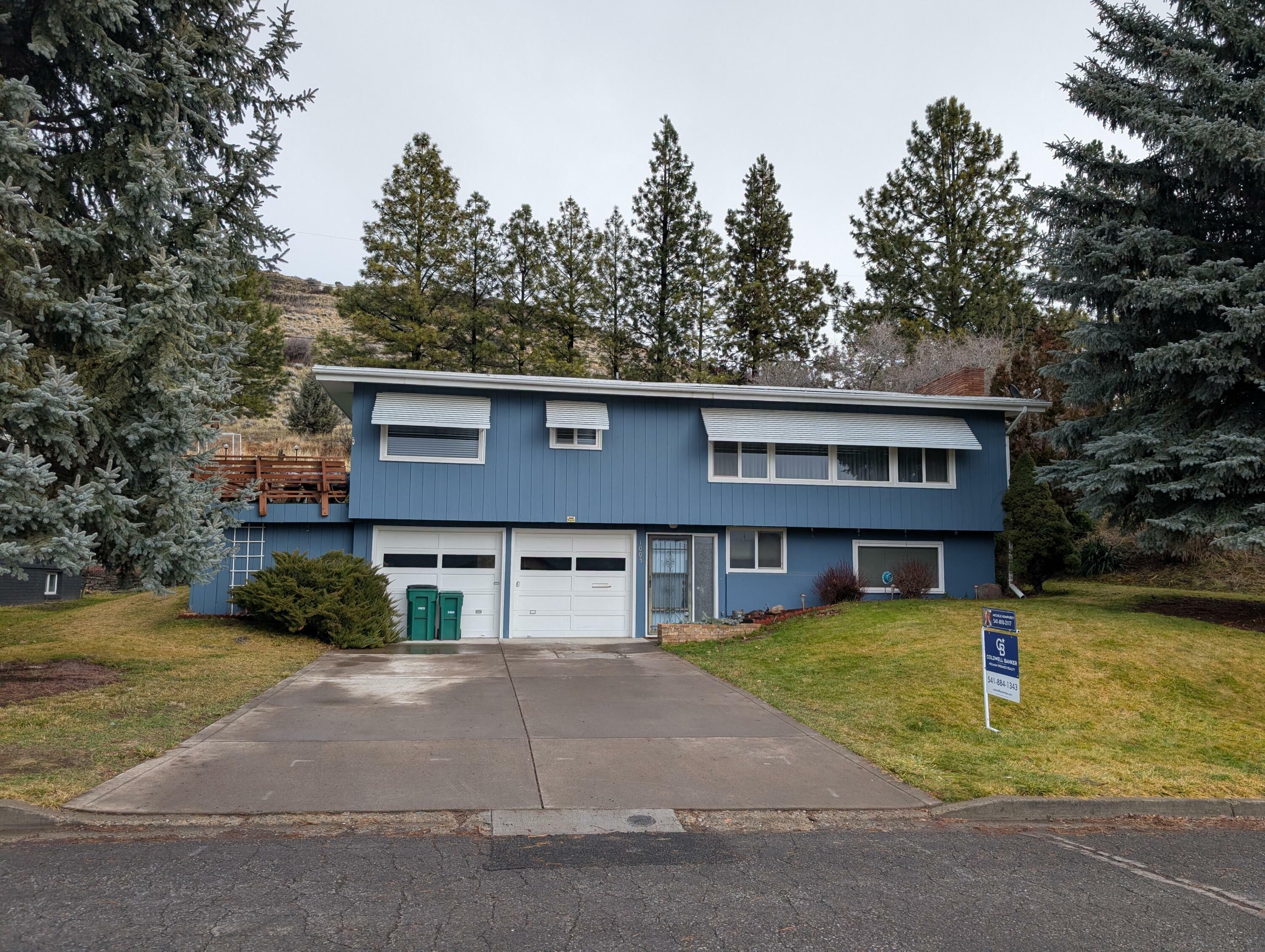 Property Photo:  1005 Newcastle Avenue  OR 97601 